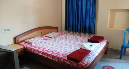 Rishaan Guest House Room Type - Standard Room Non AC