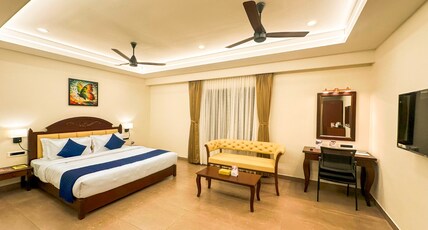 Maramon Hotel and Resort Room Type - Deluxe Room