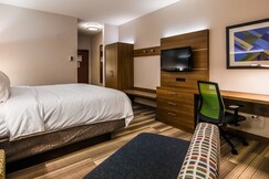 Holiday Inn Express Hotel & Suites Detroit - Farmington Hills