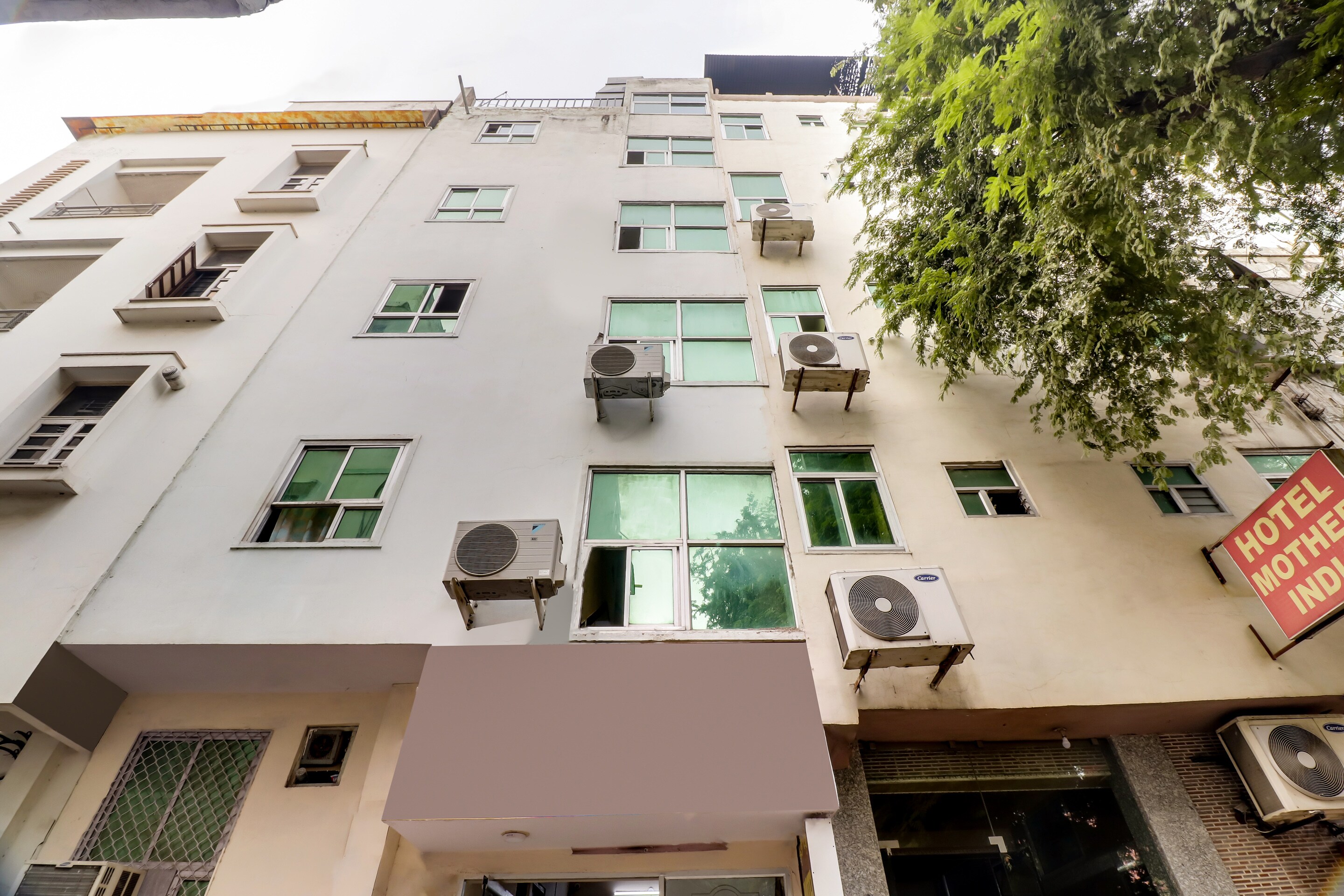 Hotel Great Indian - Tap to explore photos