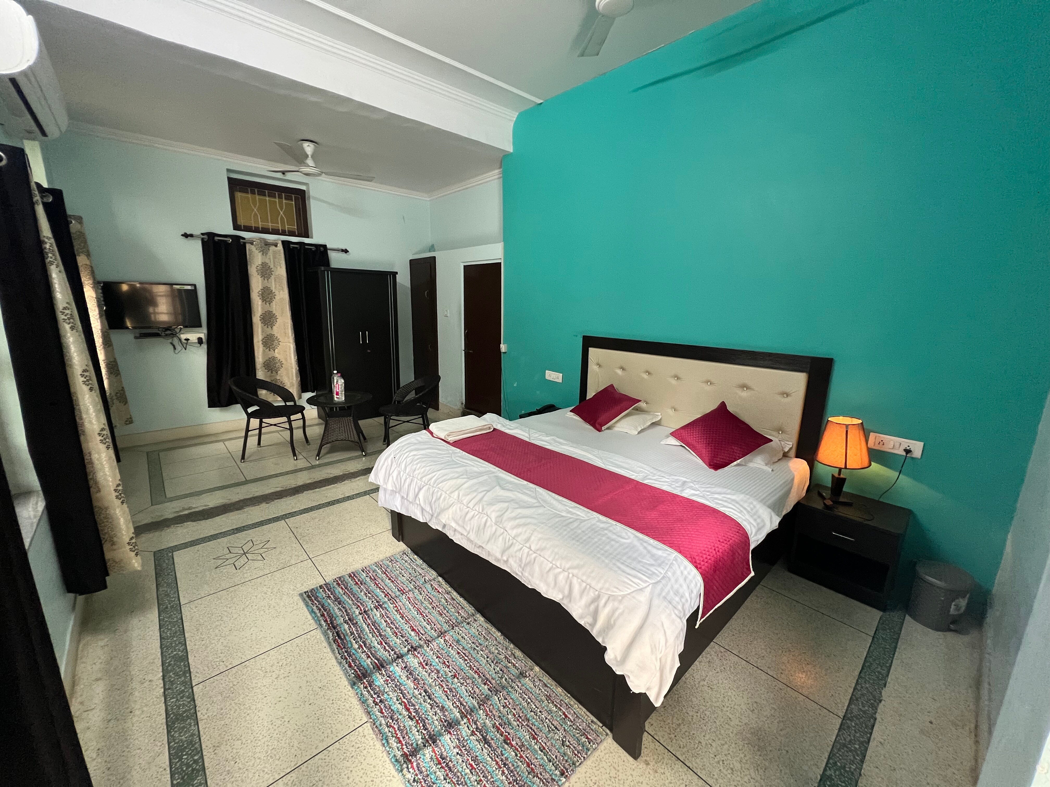 Lazy dodo - Tap to explore photos