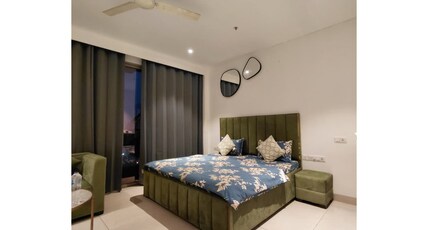 High Rise Luxe Studios at M3M One Key Room Type - Lavish Green Jacuzzi Studio with Patio