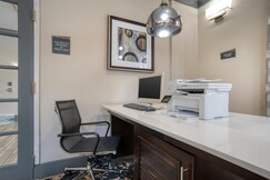 Best Western Plus Philadelphia-Choctaw Hotel and Suites