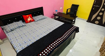 Nandan Homestay Room Type - AC Deluxe Room 2