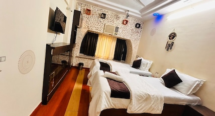 Dev Shelters Mindspace Malad Room Type - Semi Deluxe Room