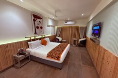 Ikonic Hotel Bhushi Dam Lonavala