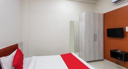 JMC Star Inn Room Type - Deluxe