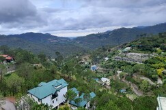 2bhk Apartment Near SuryaVillas by Splendid Hotels