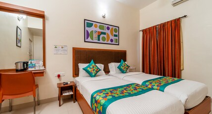 Treebo Sam Residency Room Type - Deluxe Room