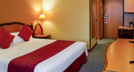Mercure Andorra Room Type - Superior Room with a double bed