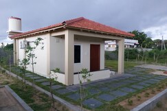 The Huts Cottage