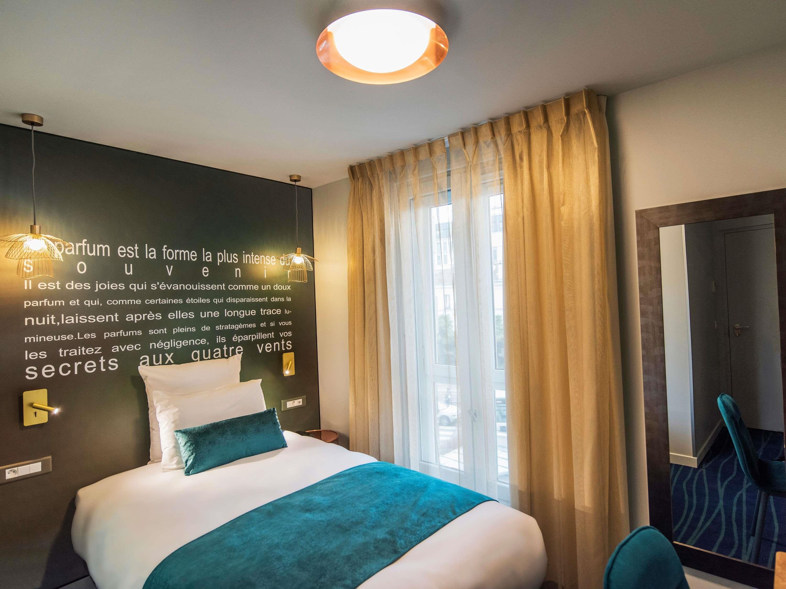Hotel Mercure Paris Suresnes Longchamp - Tap to explore photos