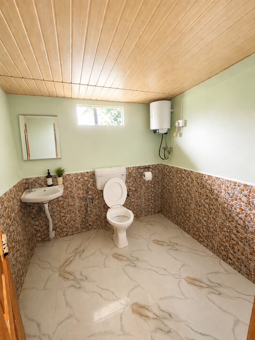 Oraya Mist Cottages - Tap to explore photos
