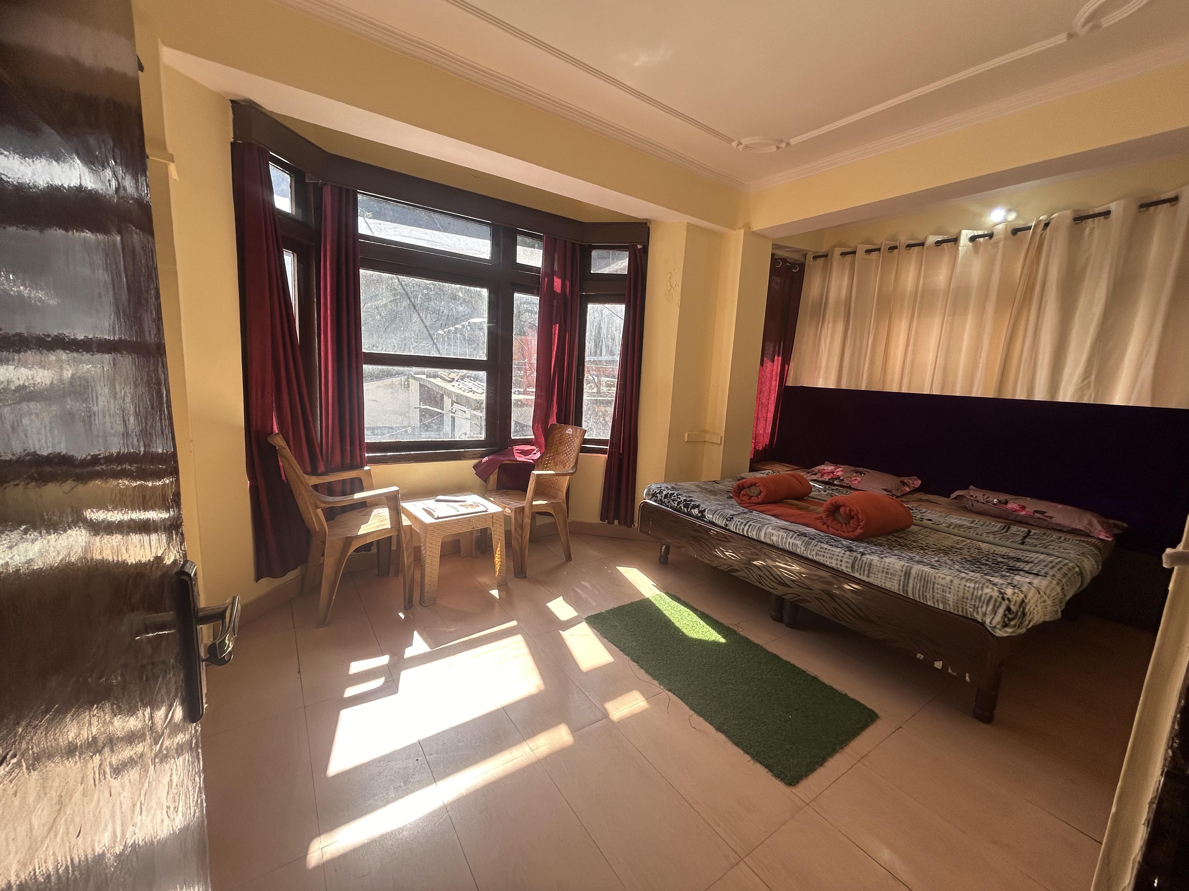 Hotel Inder Prasth ( free Pickup Bus Stand Railway station ) - Tap to explore photos