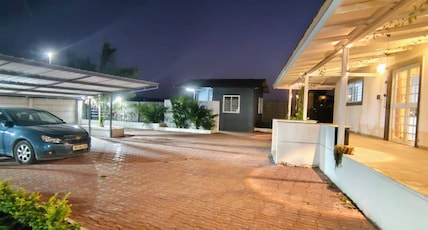 Luxury Villa with Private swimming Pool near Pune Room Type - Luxury Villa with Private swimming Pool near Pune