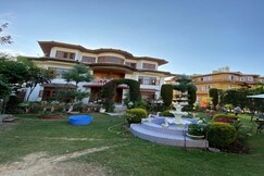 Akbar Inn Guest House