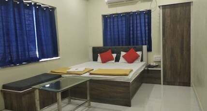 Ashwini Comforts Deluxe Room Type - SUPER DELUXE AC