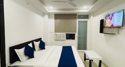 Hotel Shree (A unit of THC Group) Room Type - Super Deluxe Room Hotel Shree (A unit of THC Group) Room Type - Super Deluxe Room