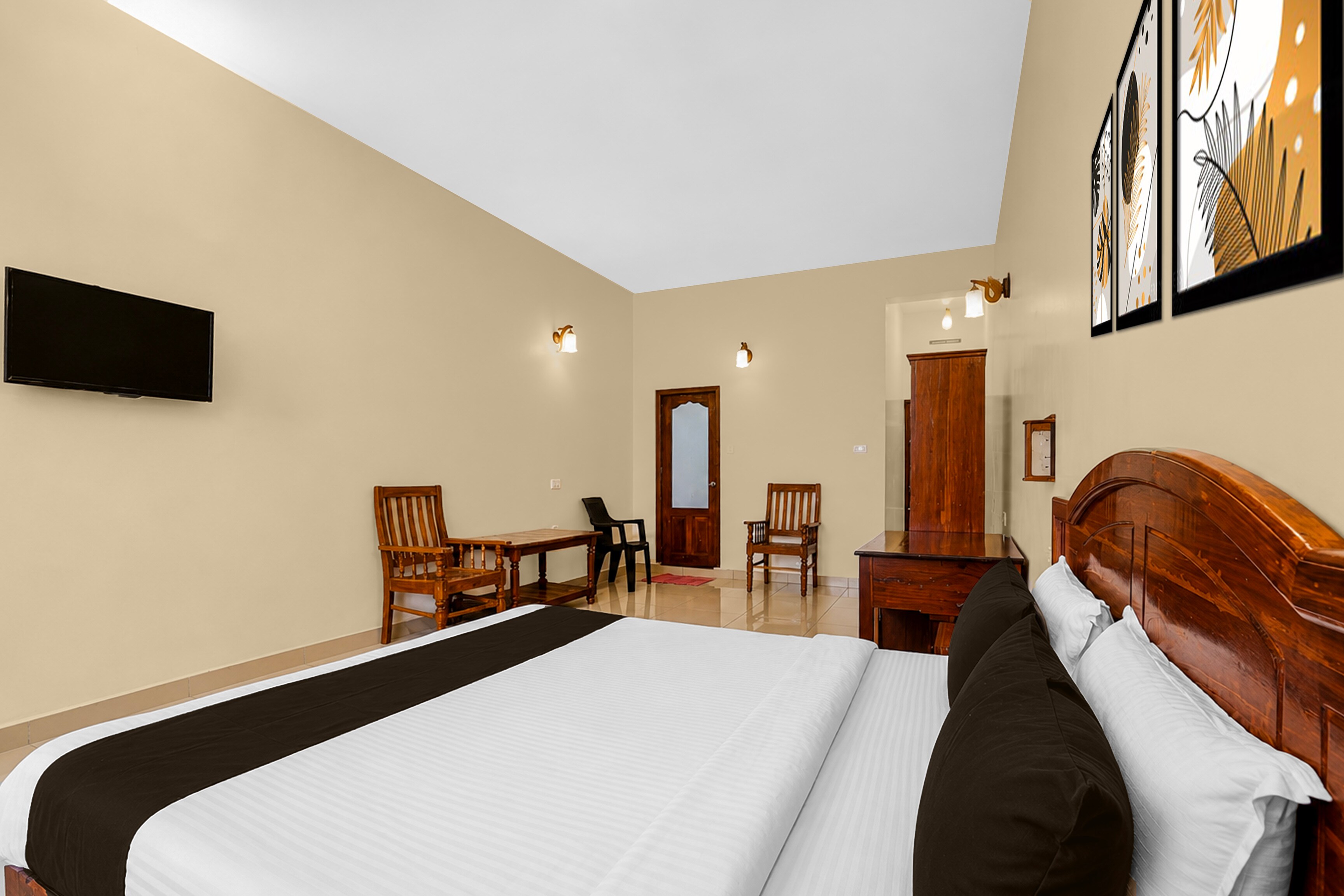 Collection O Elephant Camp Thekkady Formerly Hotel Periyar Canopy - Tap to explore photos