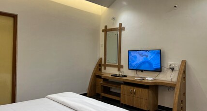 Hotel Amrpali Room Type - Executive Cottage Room Ac