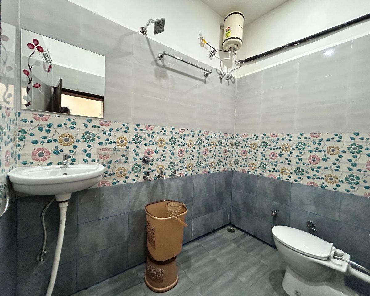 Amma Rooms and Dormitory - Tap to explore photos
