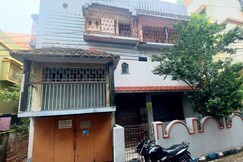 Nivaro Homestay