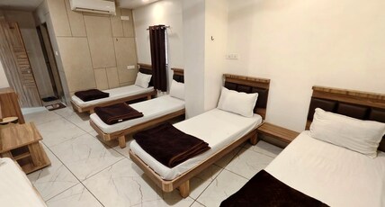 Hotel Milan Room Type - FIVE BED FAMILY ROOM