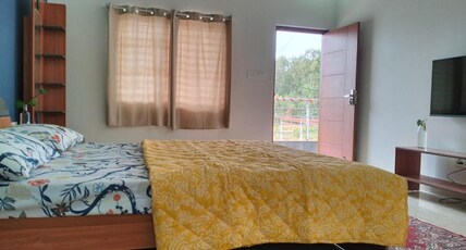Savindu's Nest Room Type - Deluxe Non Ac Room