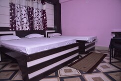 Address of Hotel Ganga Palace