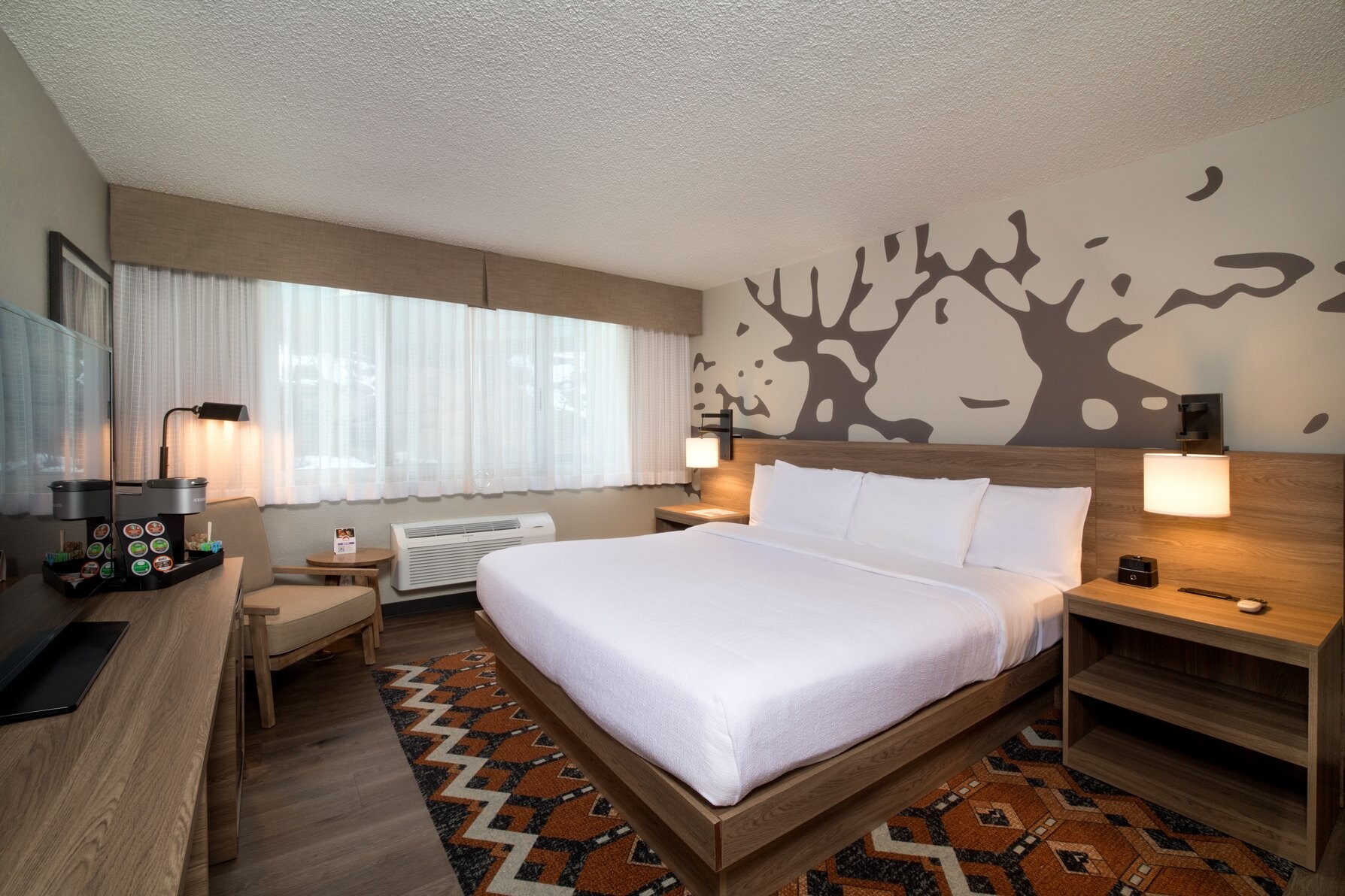 Holiday Inn ESTES PARK - Tap to explore photos