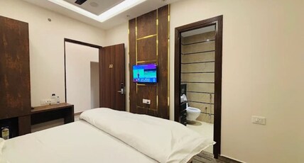 Hotel Moon Light Room Type - Suite Room With Balcony