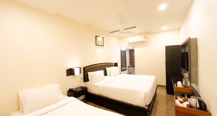 Hotel Shree Residency Room Type - Executive Double Room