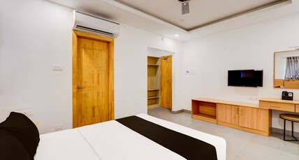 Hotel O NA GRAND Room Type - Classic Hotel O NA GRAND Room Type - Classic