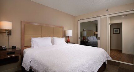 Hampton Inn & Suites Scottsdale Room Type - 1K SUITE SHWR W KITCHEN NS