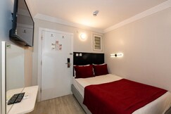 Istanbul Holiday Hotel