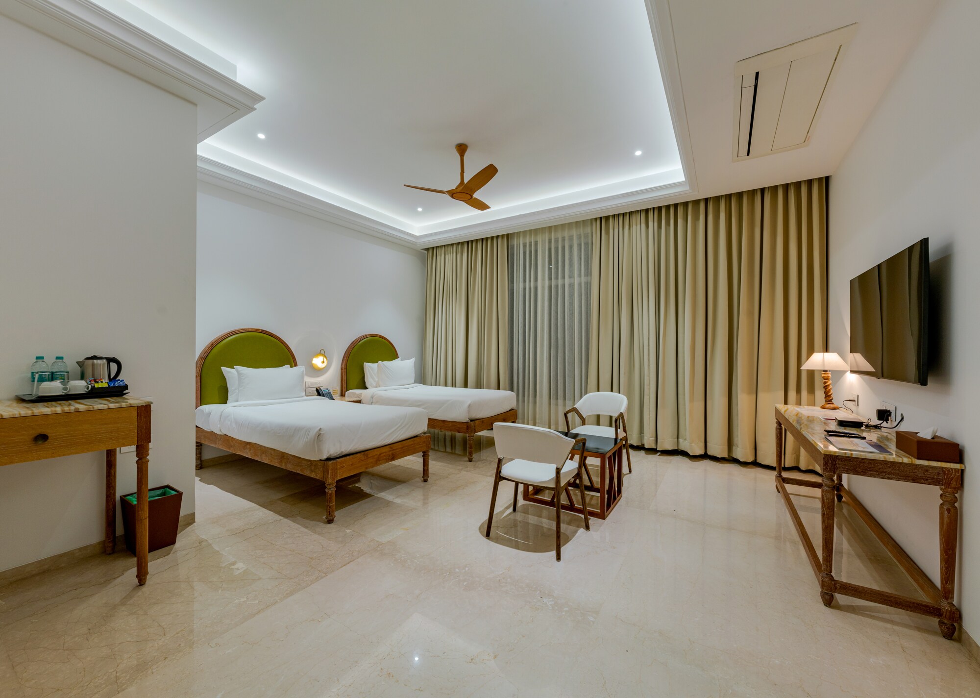 Highland Club Kolhapur District Bookings Not Accepted - Tap to explore photos