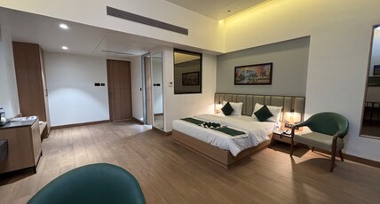 Hotel Red Carpet Room Type - Royal Room Hotel Red Carpet Room Type - Royal Room