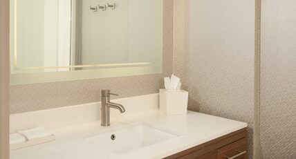 Home2 Suites by Hilton Atlanta Perimeter Center Room Type - 1 KING 1BDRM SUITE NONSMOK