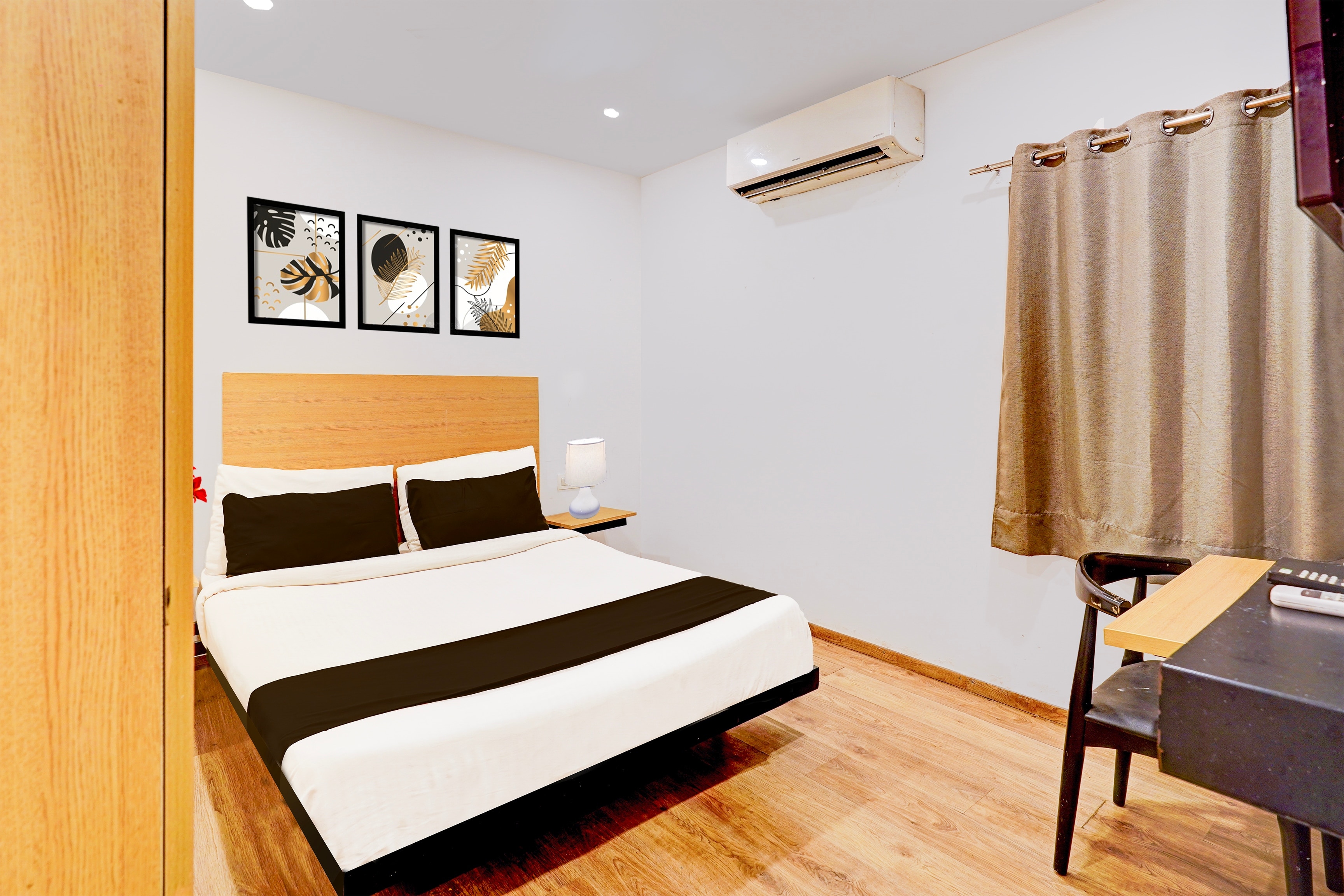 Townhouse Pondicherry - Tap to explore photos