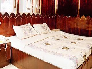 Hotel Siddhartha Palace - Tap to explore photos