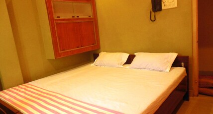  Hotel Aakash Ganga Room Type - Deluxe Family Room