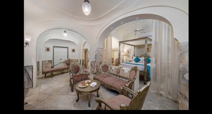 Chomu Palace Jaipur (A Heritage Hotel) Room Type - Maharani Suite