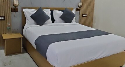 The Ganga Story Stay Room Type - Deluxe Room With Ganga View
