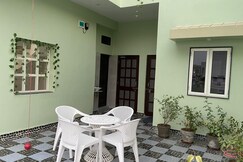 Shwet Villa Home Stay