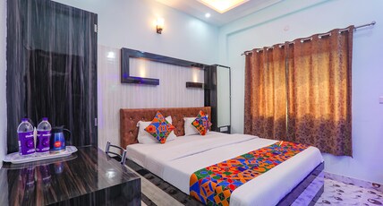 FabHotel Lumbini International - Nr. Sarnath Museum Room Type - Deluxe Room