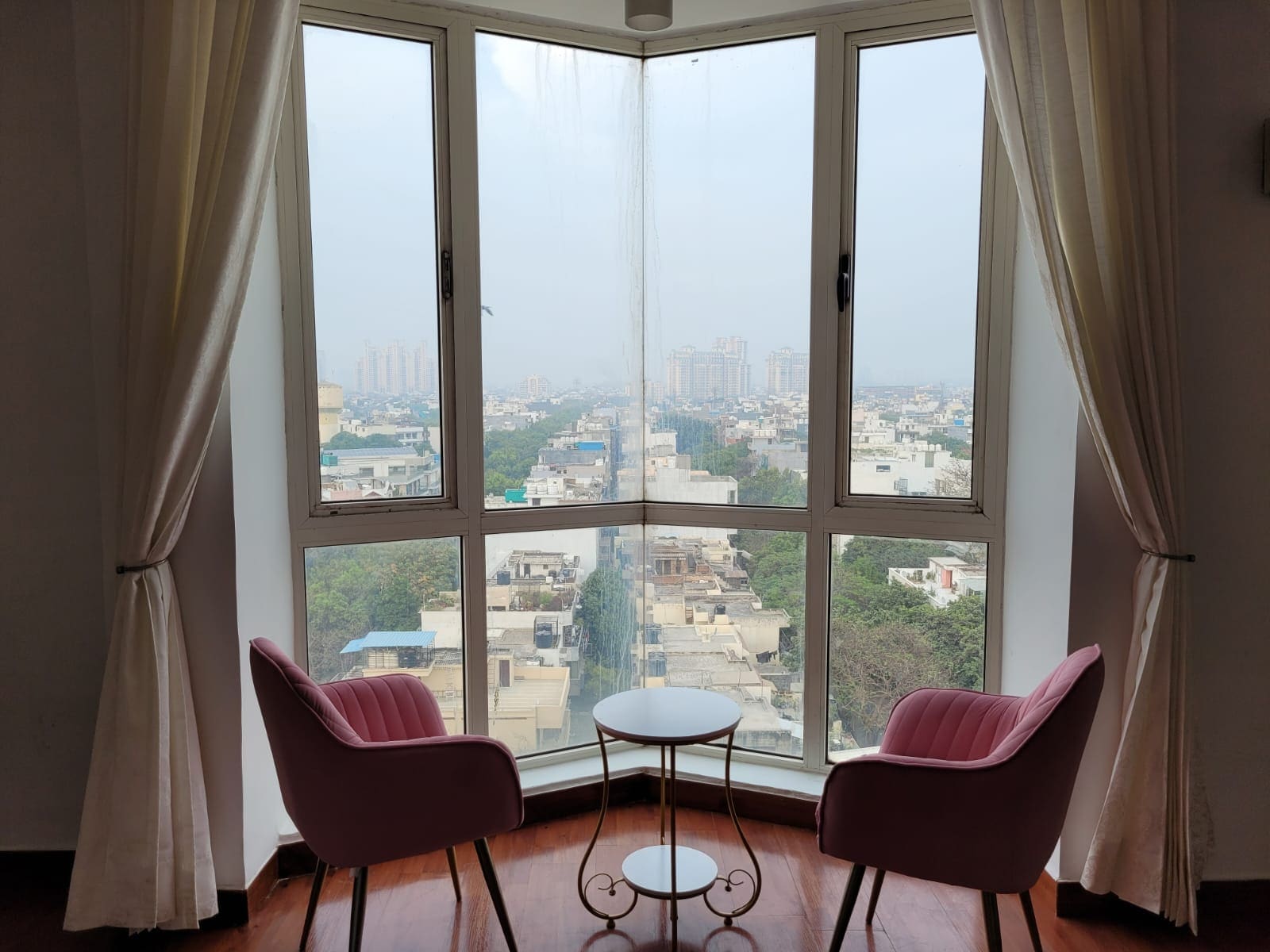 Modern Serviced Apartments - Tap to explore photos
