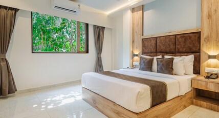 Hotel Silver Park Room Type - Super Deluxe Room