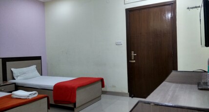 Hotel Raj Palace Room Type - Standard Ac Room