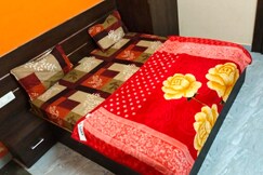 TRPOTELS Krishna Palace