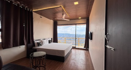 Exotica de Swiss Cottage Room Type - Luxury Liner Couple Room With Sunrise View WIith Balcony Exotica de Swiss Cottage Room Type - Luxury Liner Couple Room With Sunrise View WIith Balcony